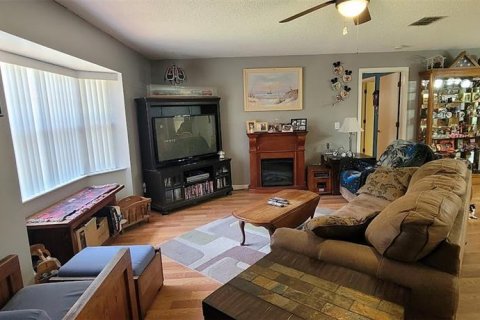 House in Inverness, Florida 3 bedrooms, 155.15 sq.m. № 1808663 - photo 6
