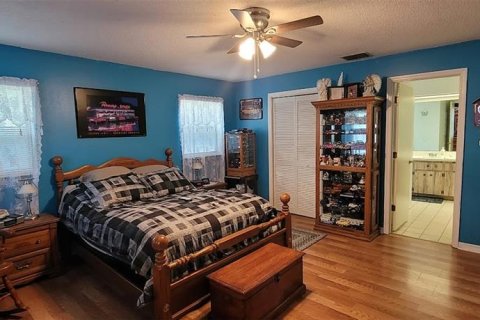 House in Inverness, Florida 3 bedrooms, 155.15 sq.m. № 1808663 - photo 15