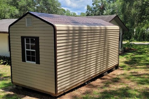 House in Inverness, Florida 3 bedrooms, 155.15 sq.m. № 1808663 - photo 25