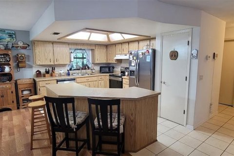 House in Inverness, Florida 3 bedrooms, 155.15 sq.m. № 1808663 - photo 11