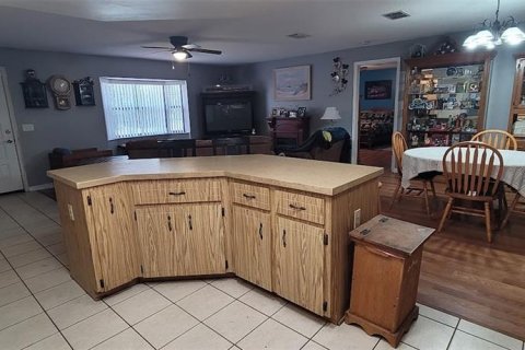 House in Inverness, Florida 3 bedrooms, 155.15 sq.m. № 1808663 - photo 10