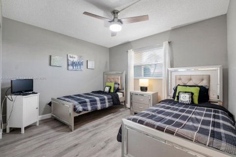 Купить кондоминиум в Бока-Ратон, Флорида 2 спальни, 120.77м2, № 1956951 - фото 9