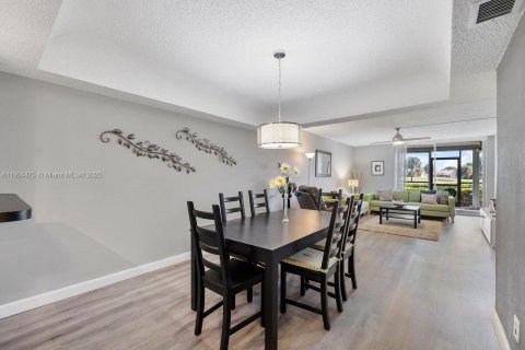 Купить кондоминиум в Бока-Ратон, Флорида 2 спальни, 120.77м2, № 1956951 - фото 27