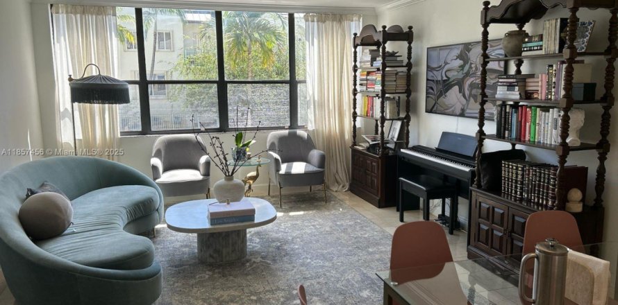 Condominio en Bay Harbor Islands, Florida, 1 dormitorio № 1881710