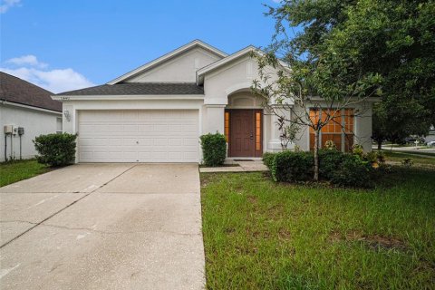 Villa ou maison à Riverview, Floride 4 chambres, 181.72 m2 № 2294743