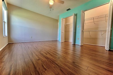 Condo in Bradenton, Florida, 2 bedrooms № 2148155 - photo 21