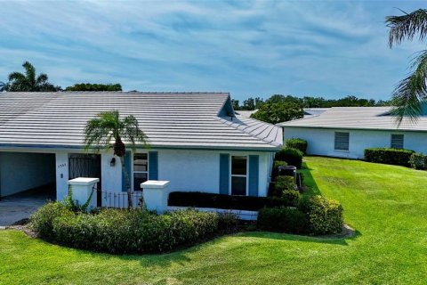 Condo in Bradenton, Florida, 2 bedrooms  № 2148155