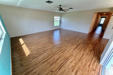 Condo in Bradenton, Florida, 2 bedrooms № 2148155 - photo 24