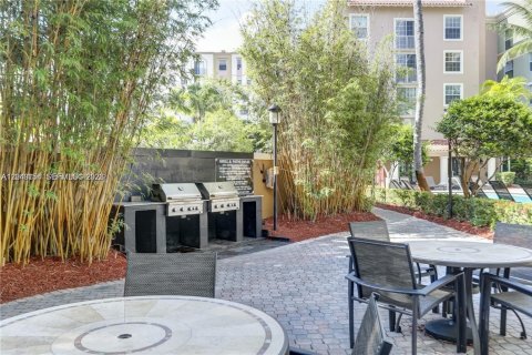 Condominio en alquiler en Hollywood, Florida, 2 dormitorios, 93.09 m2 № 2086434 - foto 26