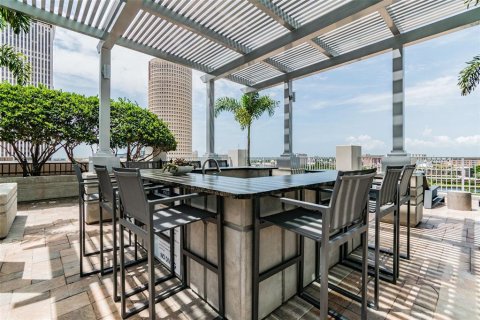 Condo in Tampa, Florida, 1 bedroom № 2121112 - photo 29