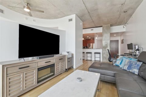 Condo in Tampa, Florida, 1 bedroom № 2121112 - photo 13