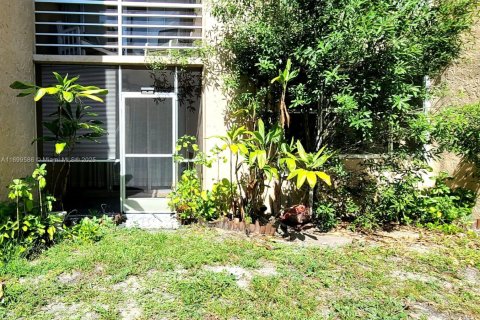 Купить кондоминиум в Дейви, Флорида 2 спальни, 89.65м2, № 2014819 - фото 2