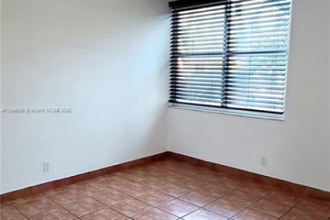 Купить кондоминиум в Дейви, Флорида 2 спальни, 89.65м2, № 2014819 - фото 17