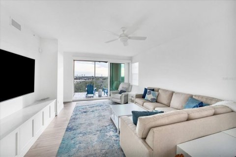 Condominio en alquiler en Placida, Florida, 3 dormitorios, 172.33 m2 № 1912753 - foto 9