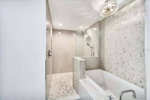 Condominio en alquiler en Placida, Florida, 3 dormitorios, 172.33 m2 № 1912753 - foto 13