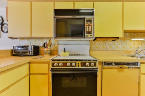 Copropriété à vendre à Ormond Beach, Floride: 3 chambres, 220.18 m2 № 1526739 - photo 29