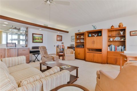 Copropriété à vendre à Ormond Beach, Floride: 3 chambres, 220.18 m2 № 1526739 - photo 18