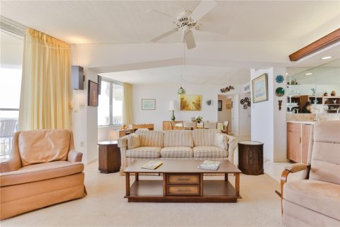 Copropriété à vendre à Ormond Beach, Floride: 3 chambres, 220.18 m2 № 1526739 - photo 16