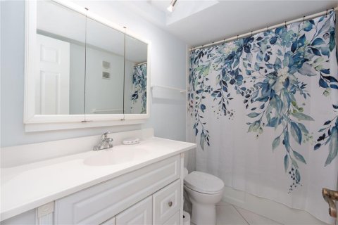 Condo in Clearwater, Florida, 2 bedrooms  № 1782460 - photo 22