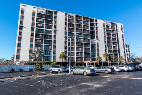 Condo in Clearwater, Florida, 2 bedrooms  № 1782460 - photo 2