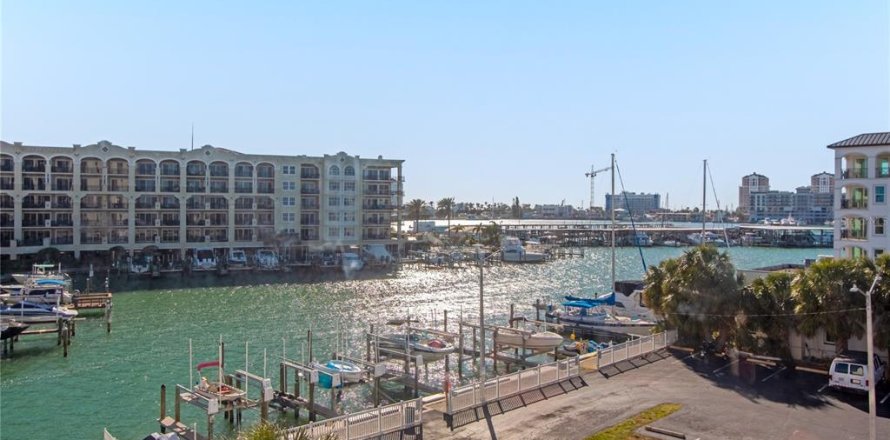 Condo in Clearwater, Florida, 2 bedrooms № 1782460