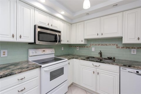 Condo in Clearwater, Florida, 2 bedrooms  № 1782460 - photo 7