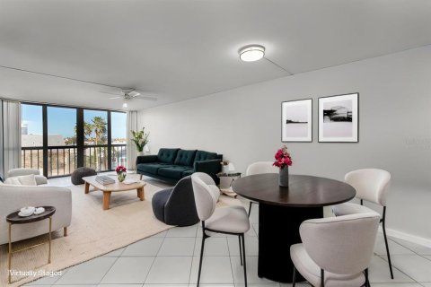 Condo in Clearwater, Florida, 2 bedrooms  № 1782460 - photo 4