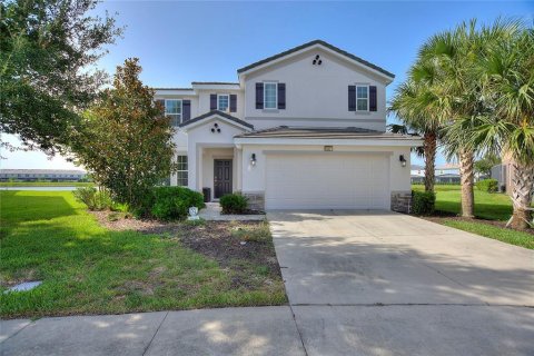 Casa en Davenport, Florida 6 dormitorios, 275.08 m2 № 2127712