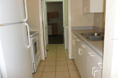 Casa en alquiler en Spring Hill, Florida, 2 dormitorios, 85.47 m2 № 2228175 - foto 9