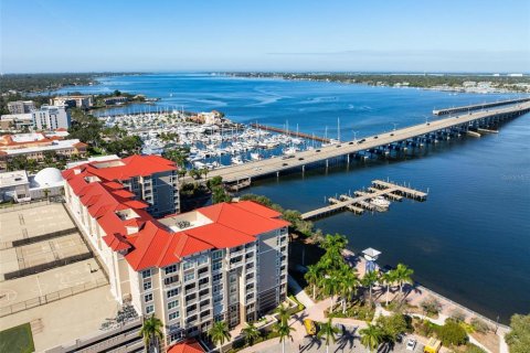 Condo in Bradenton, Florida, 2 bedrooms  № 2135108 - photo 4