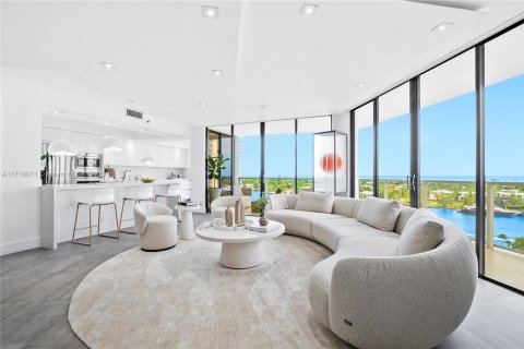 Copropriété à louer à Aventura, Floride: 3 chambres, 260.13 m2 № 1960051 - photo 3