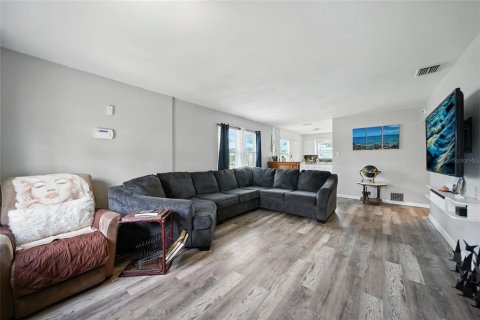 Villa ou maison à vendre à Saint Petersburg, Floride: 2 chambres, 129.13 m2 № 1916642 - photo 6