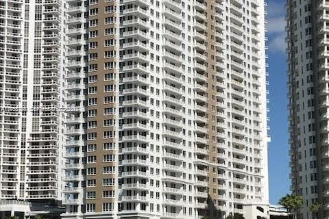 Copropriété à louer à Miami, Floride: 1 chambre, 81.57 m2 № 1994653 - photo 2