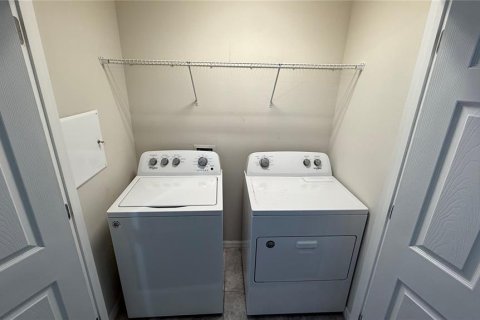 Adosado en alquiler en Kissimmee, Florida, 3 dormitorios, 148.92 m2 № 1903893 - foto 23