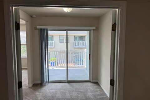 Adosado en alquiler en Kissimmee, Florida, 3 dormitorios, 148.92 m2 № 1903893 - foto 11