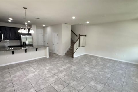 Adosado en alquiler en Kissimmee, Florida, 3 dormitorios, 148.92 m2 № 1903893 - foto 3
