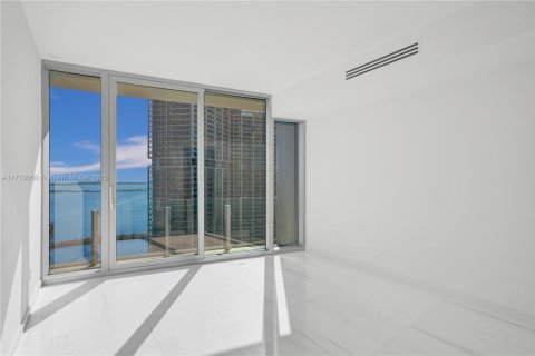 Condo in Miami, Florida, 2 bedrooms  № 1863493 - photo 25