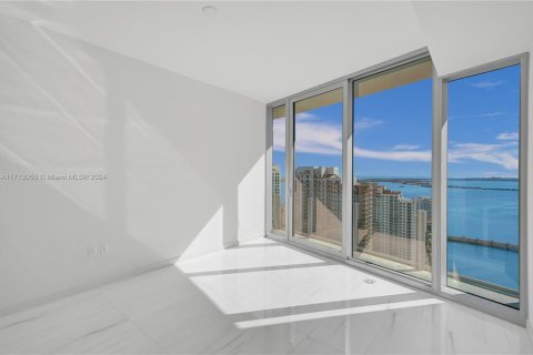 Condo in Miami, Florida, 2 bedrooms  № 1863493 - photo 24