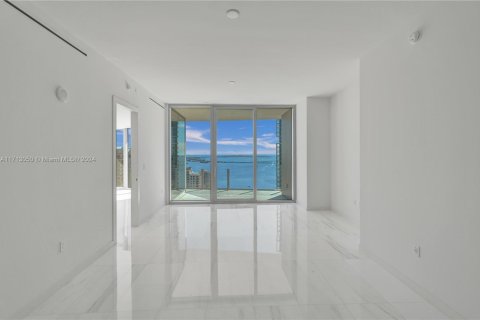 Condo in Miami, Florida, 2 bedrooms  № 1863493 - photo 18