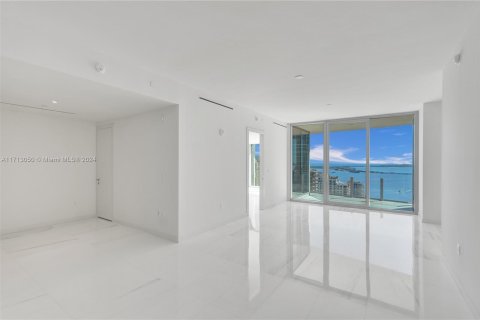 Condo in Miami, Florida, 2 bedrooms  № 1863493 - photo 5
