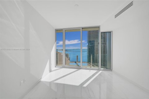 Condo in Miami, Florida, 2 bedrooms  № 1863493 - photo 22