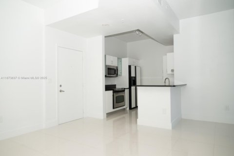 Condominio en venta en Aventura, Florida, 2 dormitorios, 100.89 m2 № 1927941 - foto 5