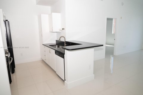 Condominio en venta en Aventura, Florida, 2 dormitorios, 100.89 m2 № 1927941 - foto 4