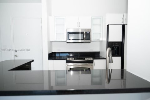 Condominio en venta en Aventura, Florida, 2 dormitorios, 100.89 m2 № 1927941 - foto 12