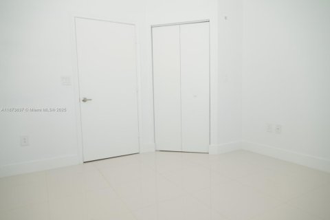 Condominio en venta en Aventura, Florida, 2 dormitorios, 100.89 m2 № 1927941 - foto 28