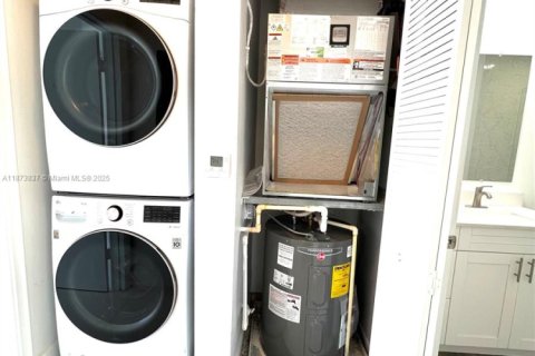 Condominio en venta en Aventura, Florida, 2 dormitorios, 100.89 m2 № 1927941 - foto 15