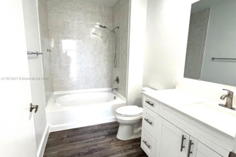 Condominio en venta en Aventura, Florida, 2 dormitorios, 100.89 m2 № 1927941 - foto 20