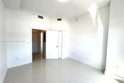 Condominio en venta en Aventura, Florida, 2 dormitorios, 100.89 m2 № 1927941 - foto 27