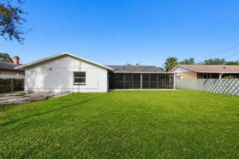 House in Orlando, Florida 4 bedrooms, 163.69 sq.m. № 2218950 - photo 27