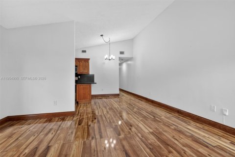 Снять в аренду виллу или дом в Майами, Флорида 3 спальни, 139.35м2, № 2010152 - фото 7